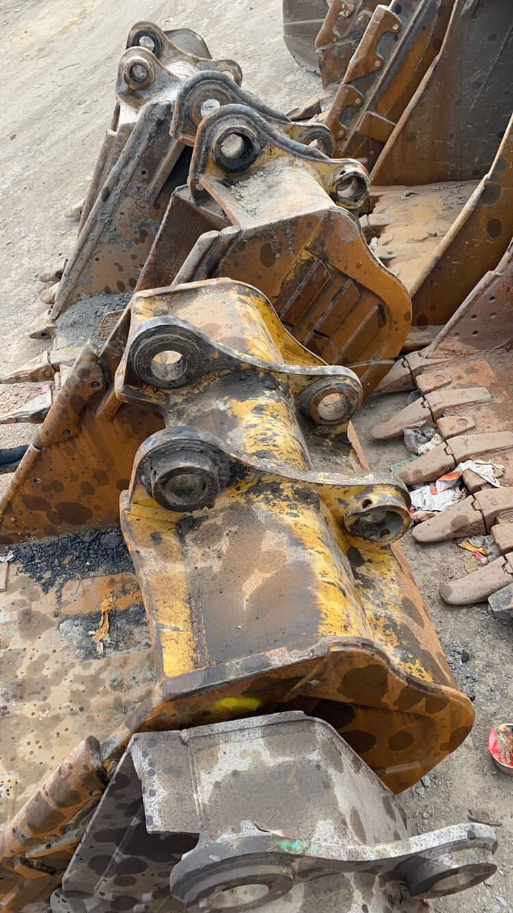 挖掘机车件原车旧挖斗勾机二手拆车岩石土方精品其他机械五金新