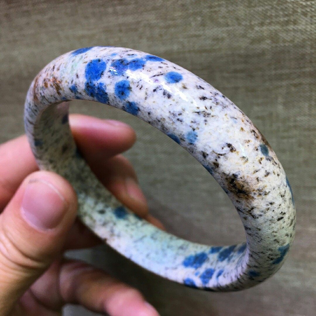 乔戈里k2宝石手镯天然原色优化青瓷蓝白白底手镯