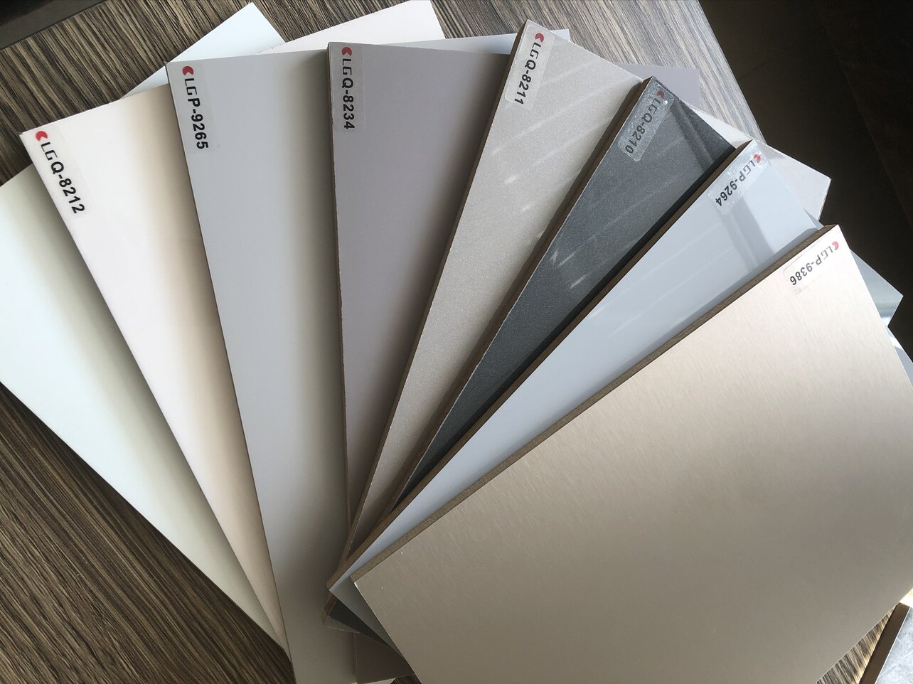 柜门定制现代轻奢高光云石石板韩国进口pet免漆板