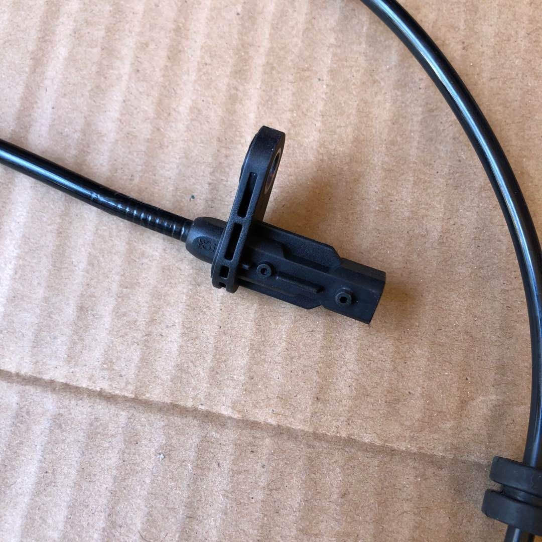 轮速传感器abs众泰t700sr9大迈x7防抱汽车传感器
