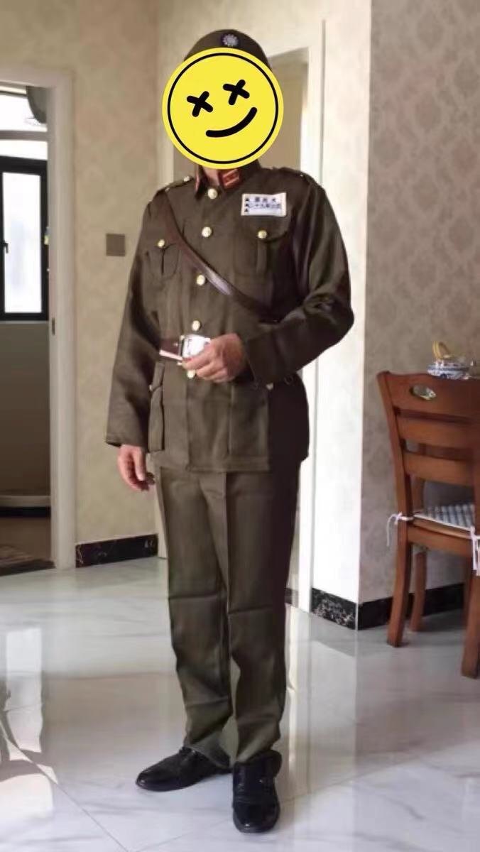 军装现代京剧沙家浜智斗演出服胡传魁德一舞台表演儿童演出服