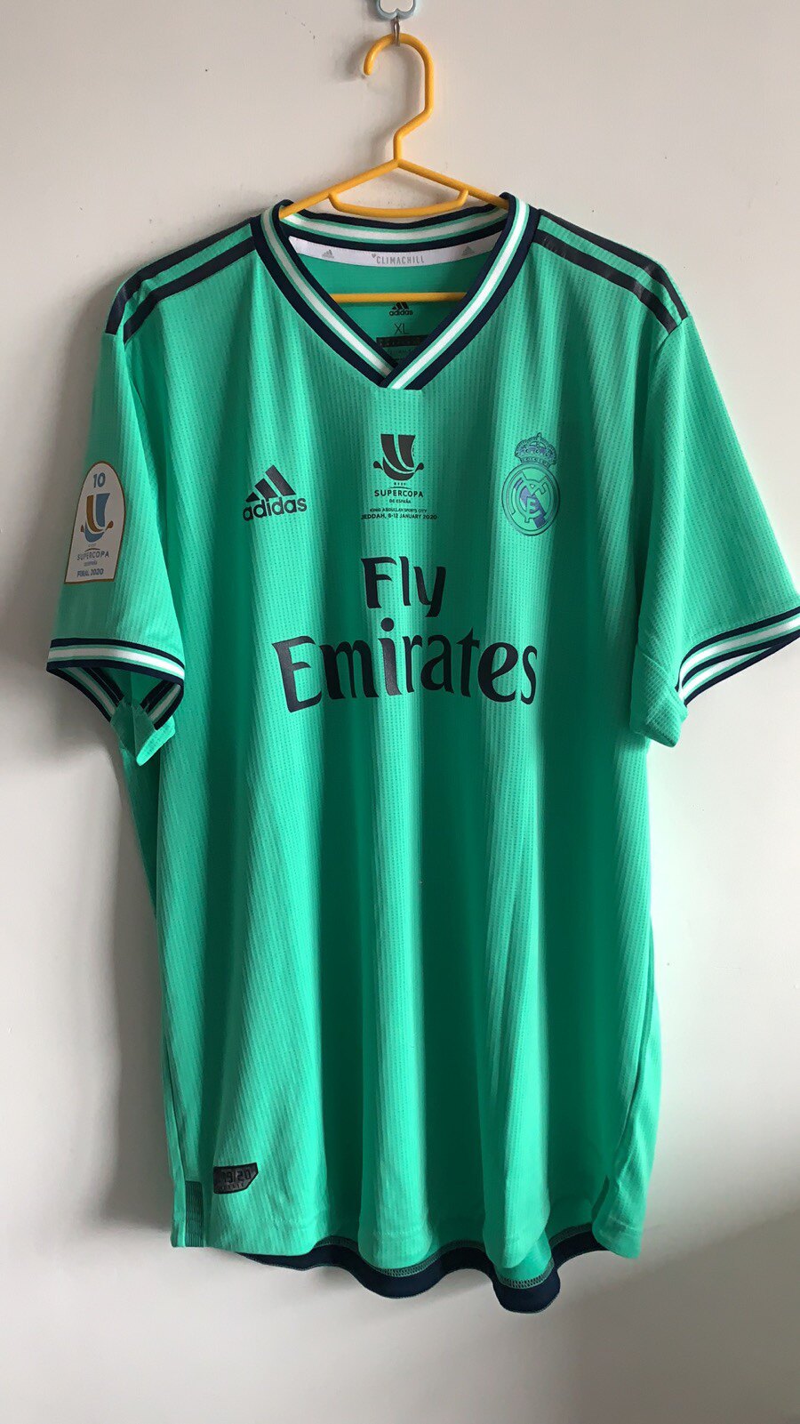 西甲皇马1920赛季客场球员9号泽马超杯全字章足球服