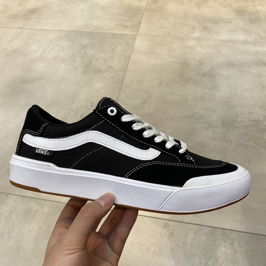 板鞋vans范斯男子berlepro滑板黑白经典vn0a3wkx6bt板鞋
