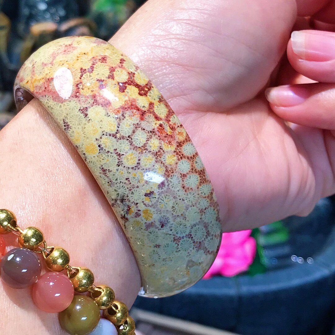 一博珊福精品天然珊瑚玉紫粉小彩花宽版手镯手镯