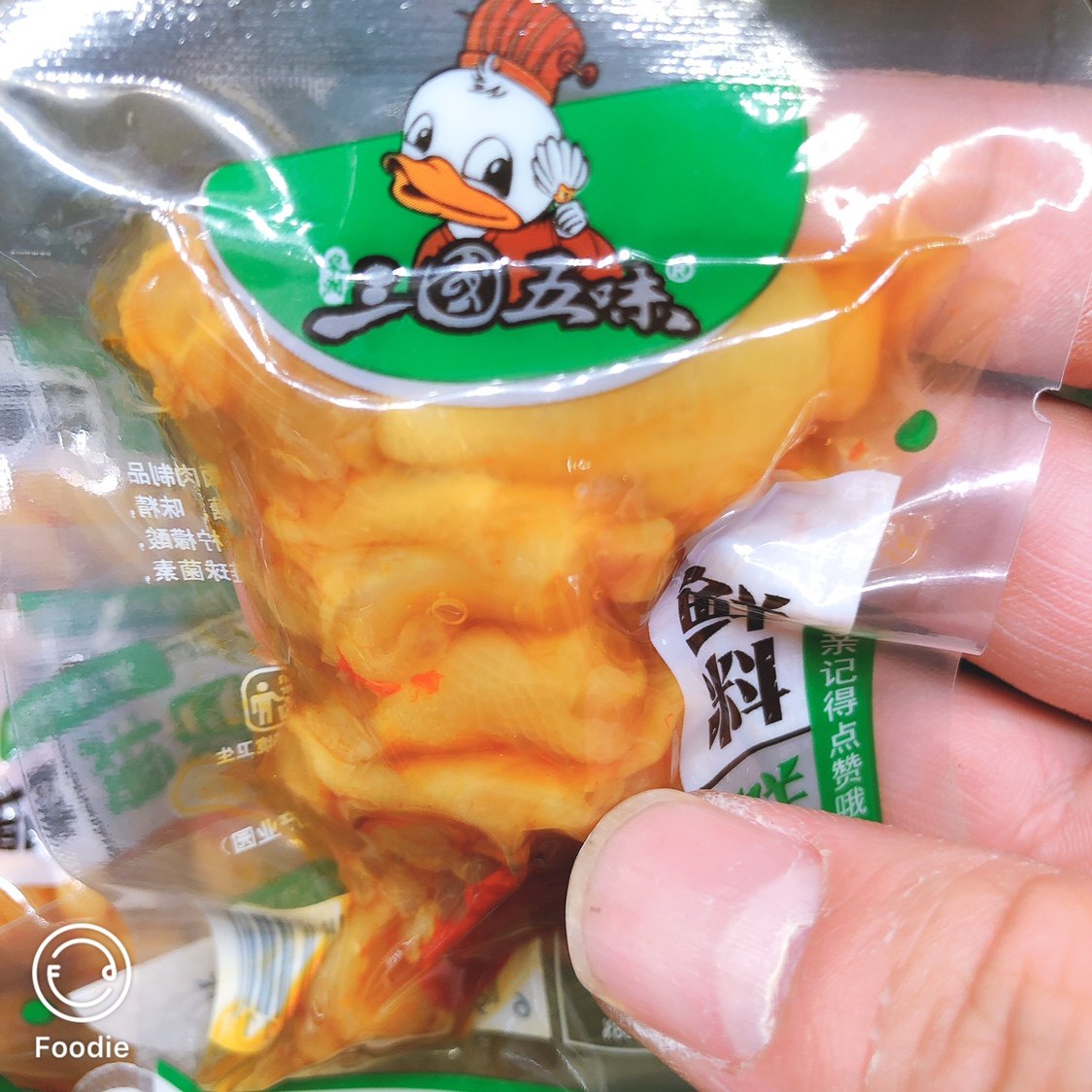 三国五味鸭掌筋藤椒味鲜料鲜泡鲜卤味更鲜半斤鸭肉零食