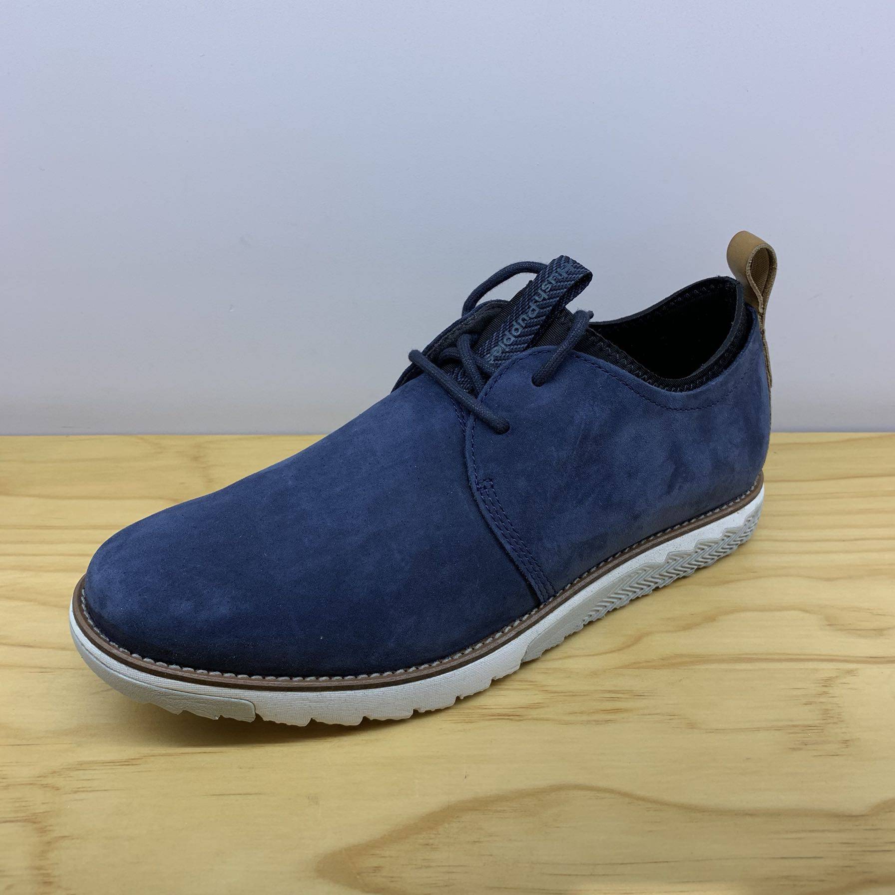 hushpuppies暇步士男鞋磨砂真皮休闲鞋超轻防滑系带单鞋