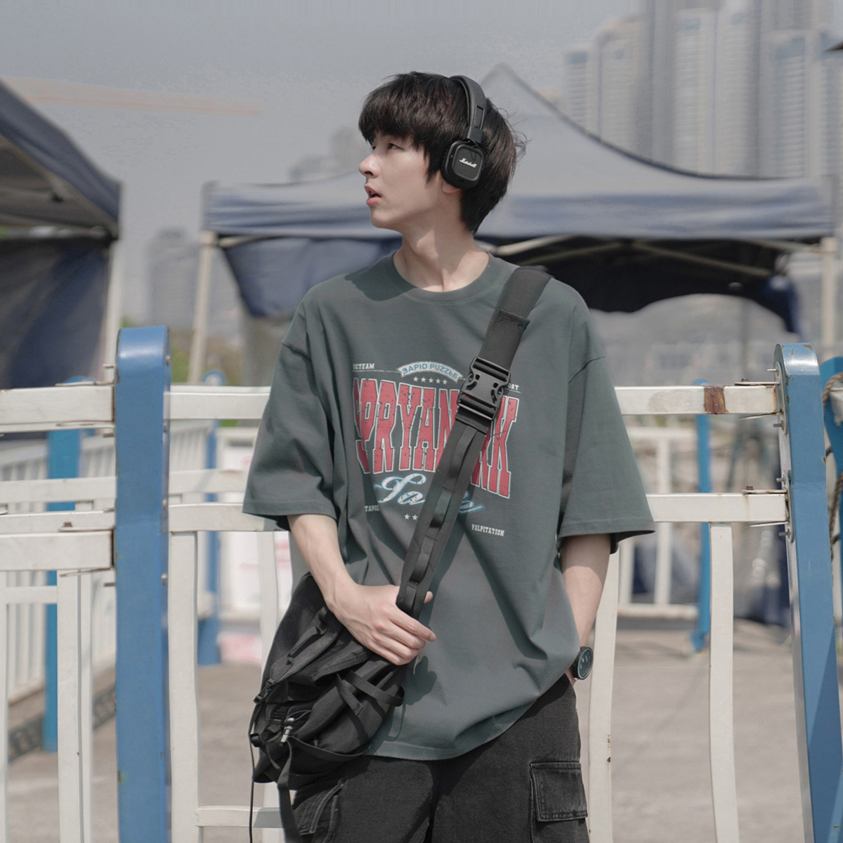 E240G夏季新款男士短袖T恤美式休闲复古字母帅气半袖学生上衣潮牌