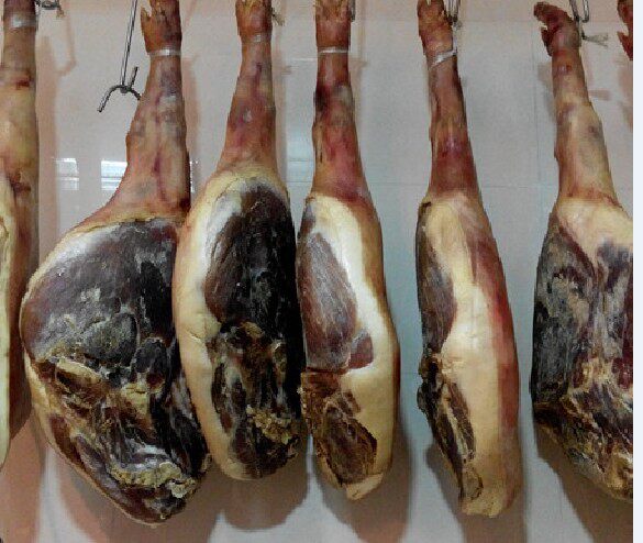 正宗安徽黄山徽州特产新土火腿腊肉南屏农家生猪肉