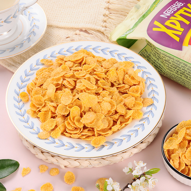 俄罗斯进口雀巢玉米片即食麦片酥脆可口大包装超实惠蜂蜜味零食