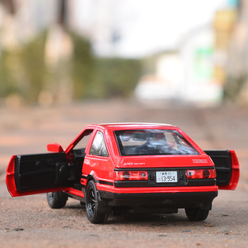 丰田ae86合金汽车模型头文字漂移跑车回力声光玩具车车模