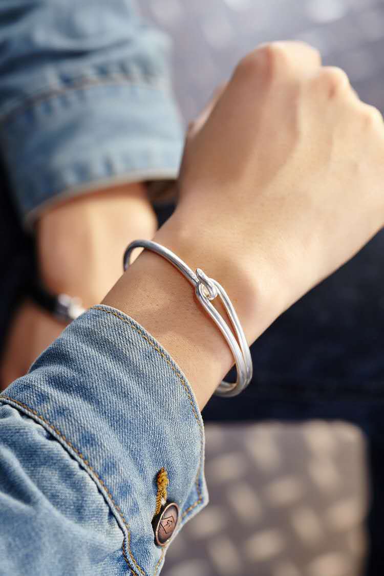 漂洋过海来看你朱亚文郑楚同手镯个性男款纯银双圆圈手镯