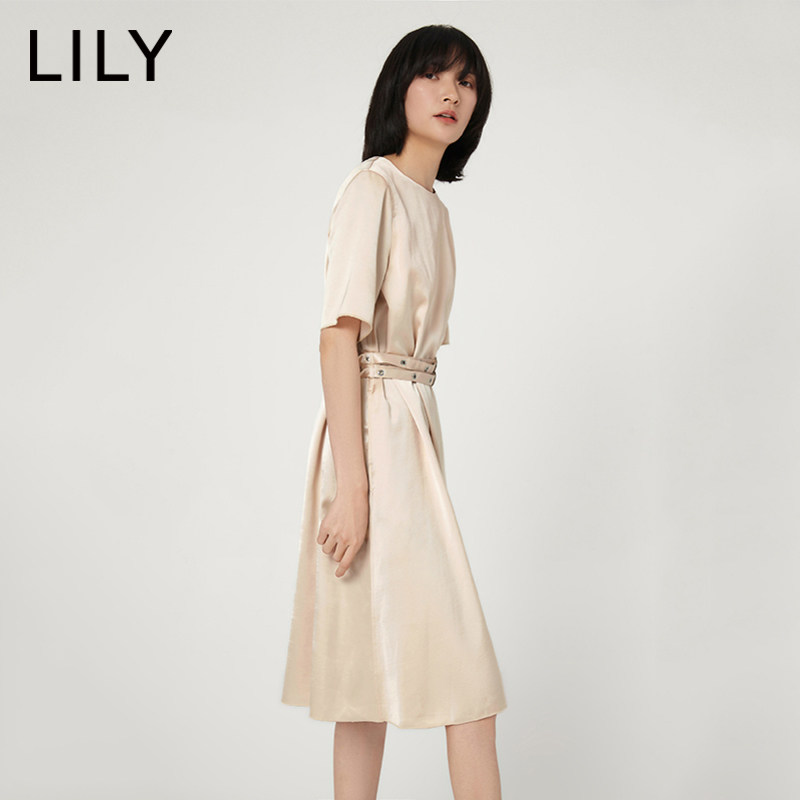 lily2020夏新款女装气质缎面短袖小礼服收腰连衣裙120210c7604