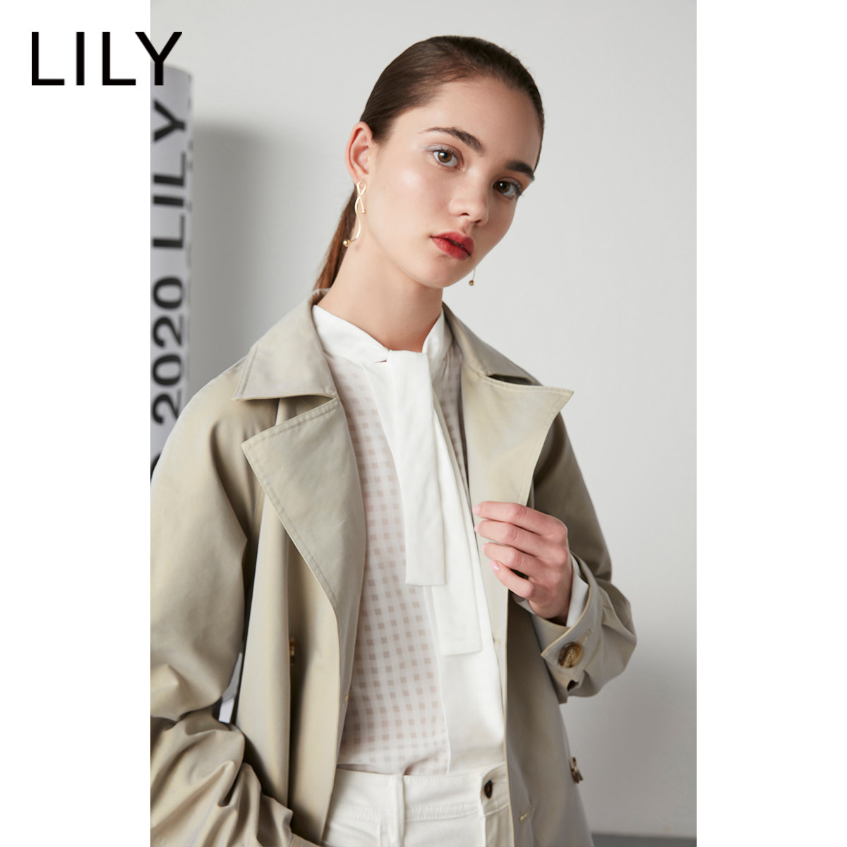 lily2020春季新款女装英伦风拼接格子中长款风衣外套120130c1211