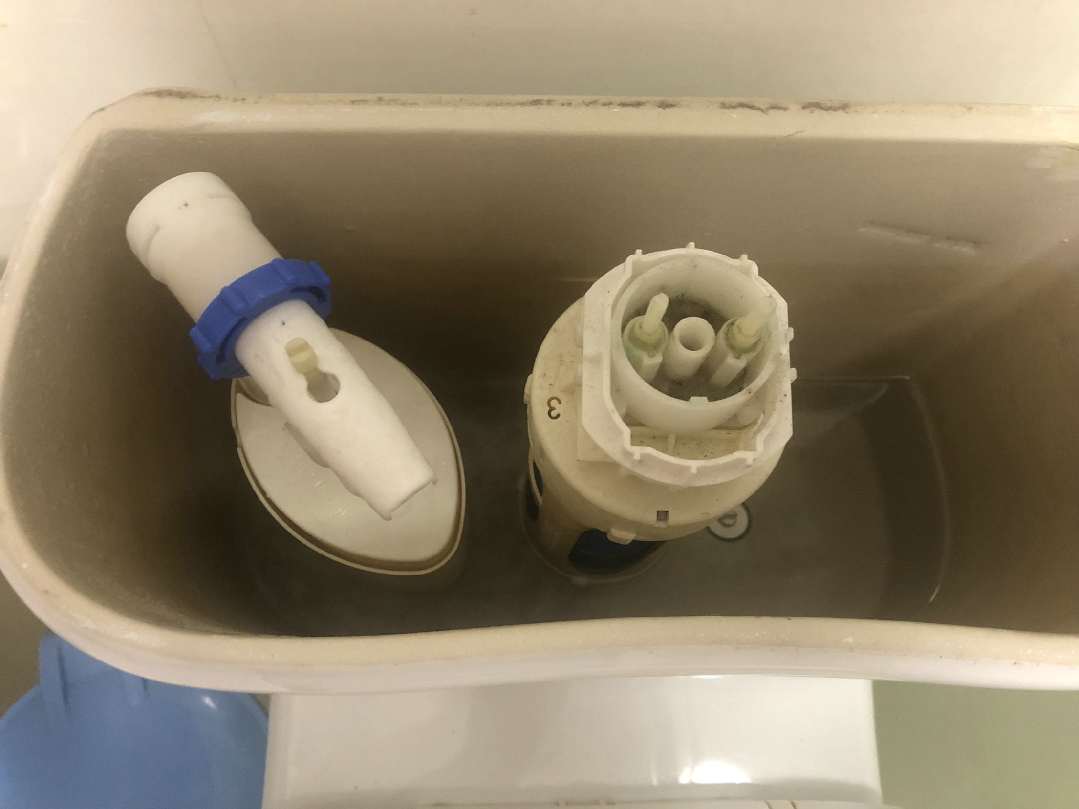 乐家丹圣连体分体马桶漏水水箱配件roca冲水阀盖进水