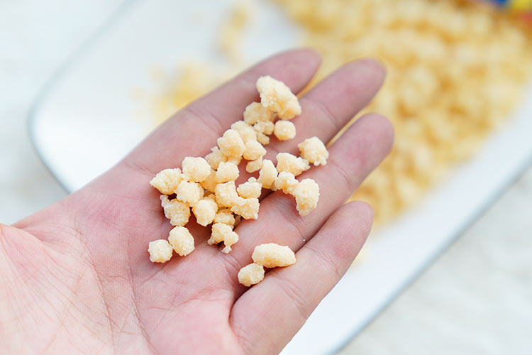 zoo多格漫研磨芝士粒70g拌狗伴侣宠物狗零食补钙狗风干零食