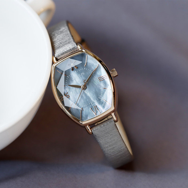 潮流时尚chic手表女士专柜正品聚利时新款酒桶型石英日韩腕表