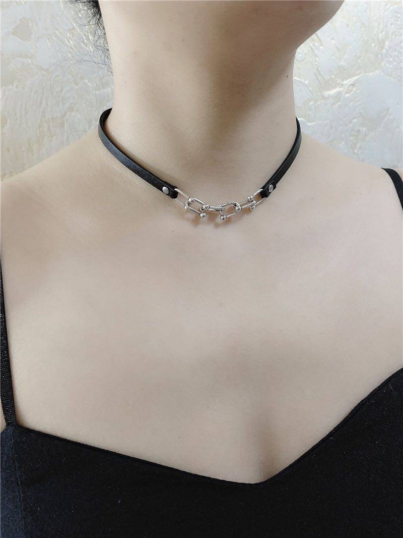 新品锁骨牛皮绳颈纯银女生日韩风格小众设计项链