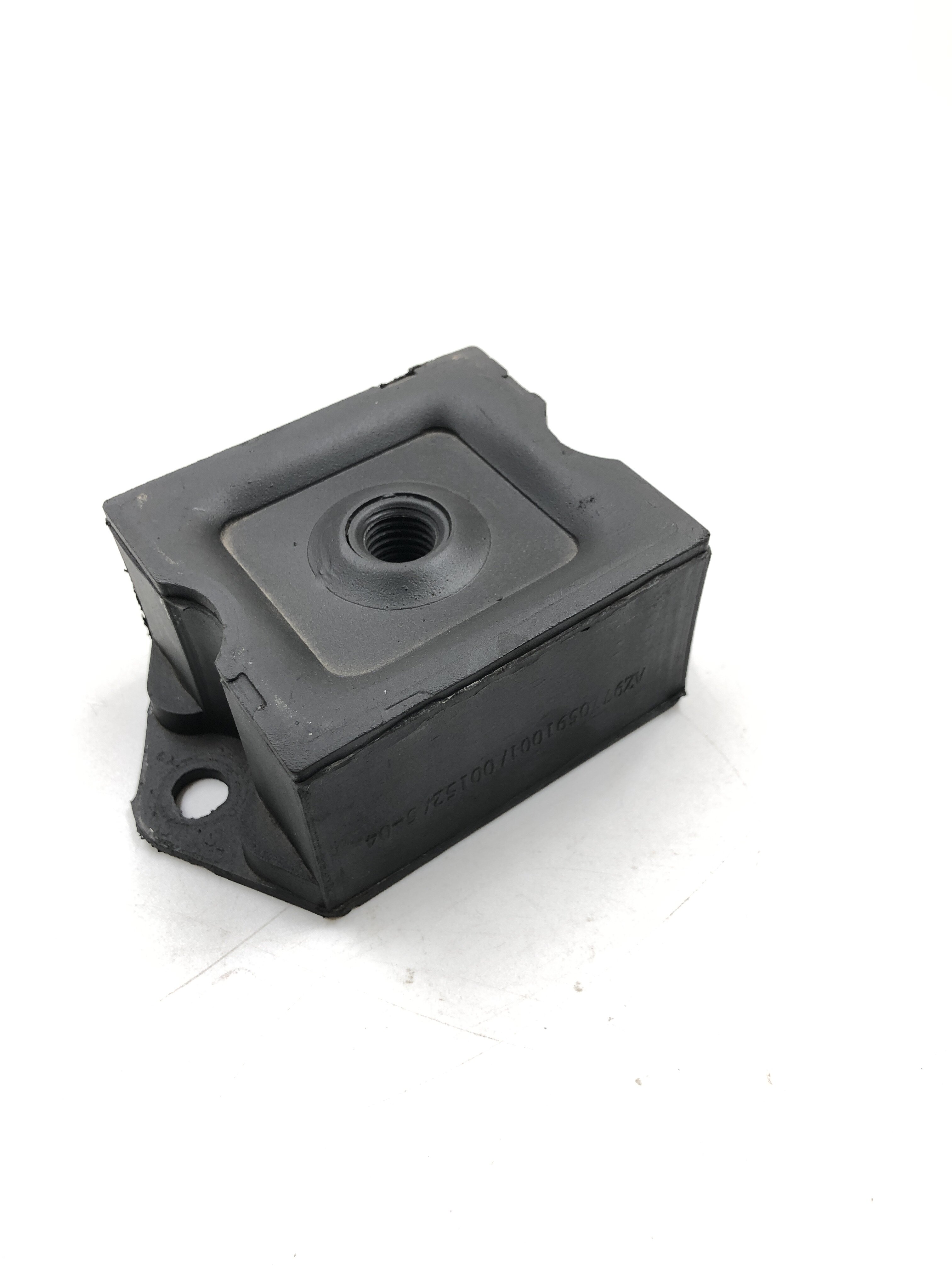 豪沃发动机适配发动机前支撑胶垫机爪垫豪运豪卡其他