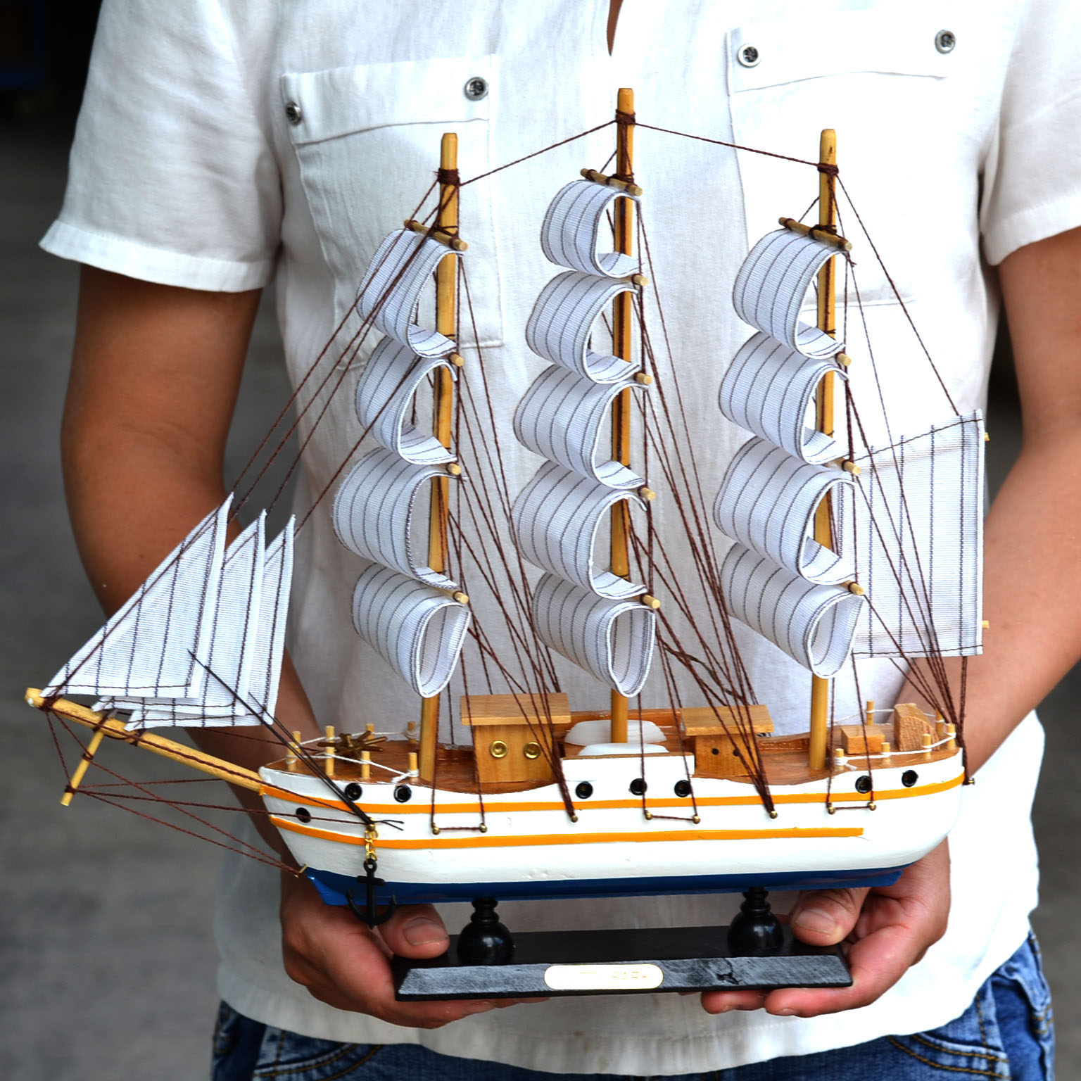 地中海洋一帆风顺带led灯帆船模型实木装饰工艺品儿童房书房摆件