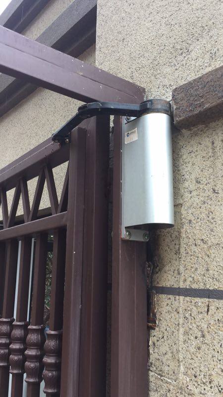 开门门机pw180莱柯lyaac小曲臂式人行通道快速开门机