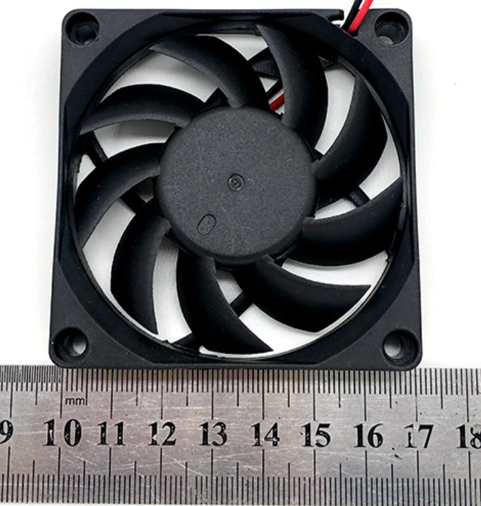 风扇厂家定制7015散热风扇7cm厘米5v12v24v电脑麻将桌usb风扇
