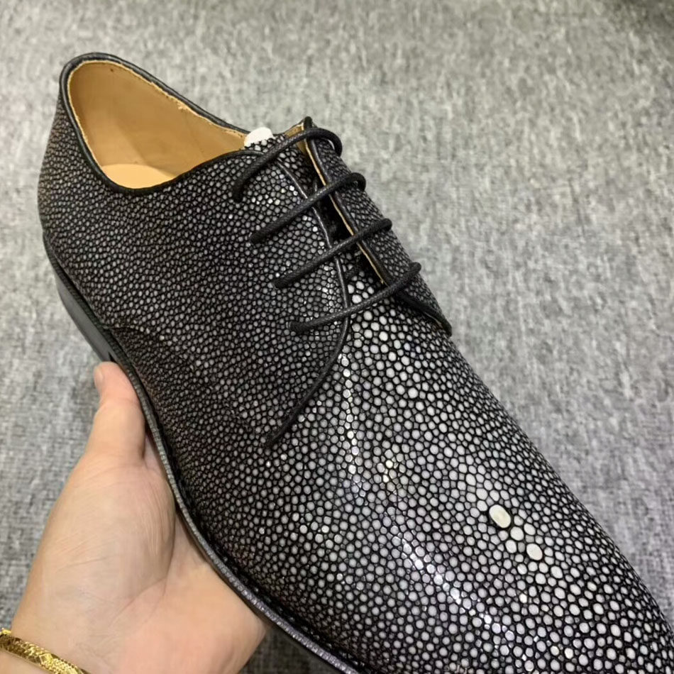 珍珠鱼皮商务务正男士皮鞋青年韩版英伦黑色单鞋