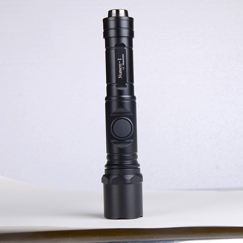 wolf-eyes狼眼numen-i强光巡逻手电筒充电远射战术户外手电筒