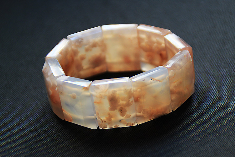 增值孤品蜜雪甜心蜜雪甜心天然樱花玛瑙冰种雪花手镯