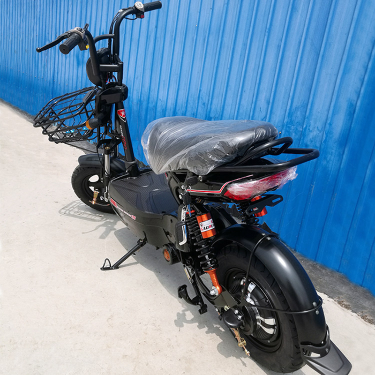 133s酷跑至尊电动自行车助力成人加长豪华两轮电动自行车