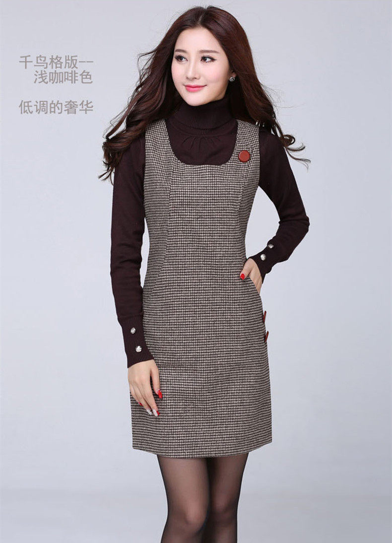 连衣裙春秋2021新款背心裙女无袖毛呢中长款妮连衣裙