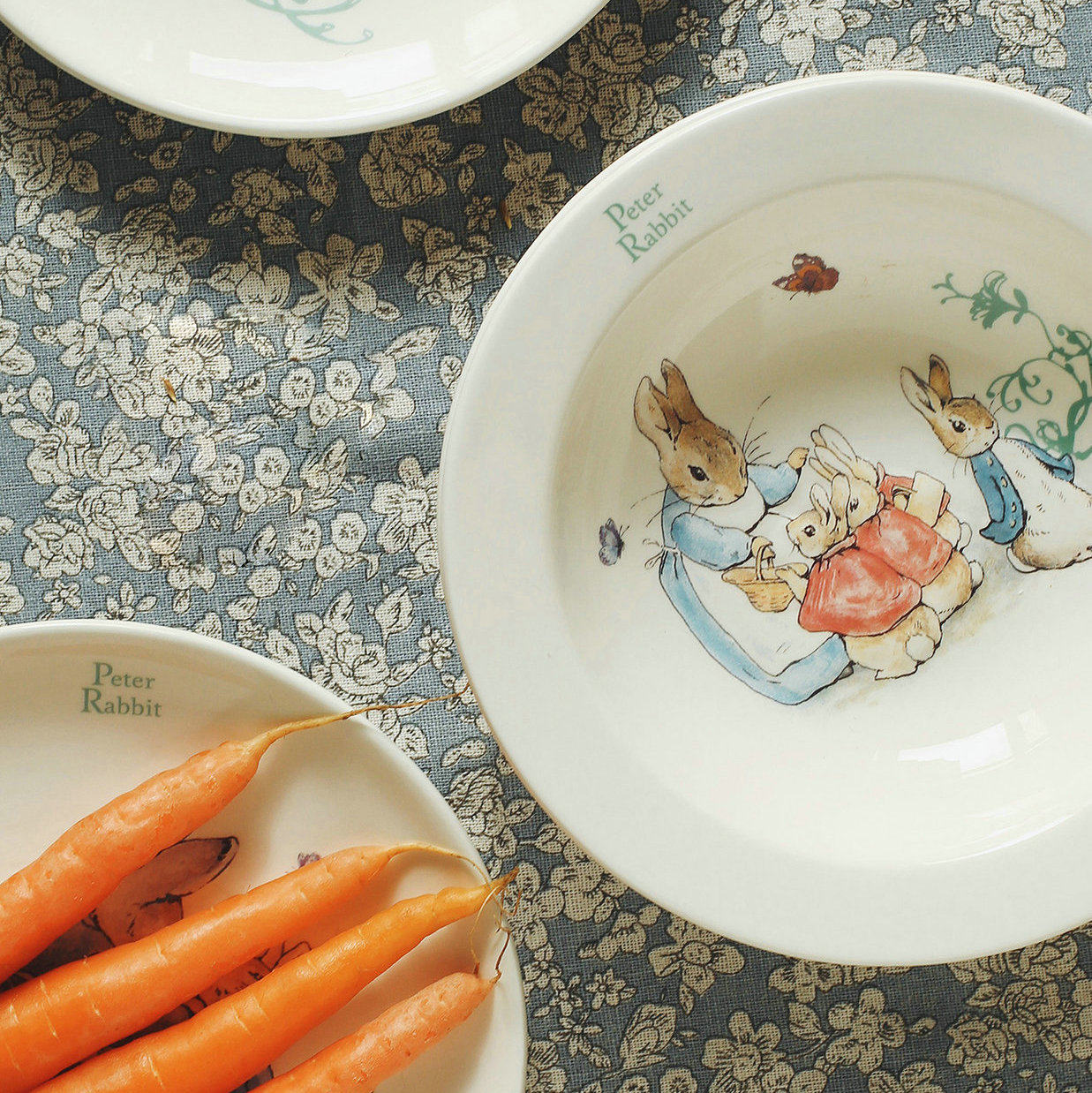 出口原装彩盒彼得兔陶瓷三件件套儿童餐具马克盘