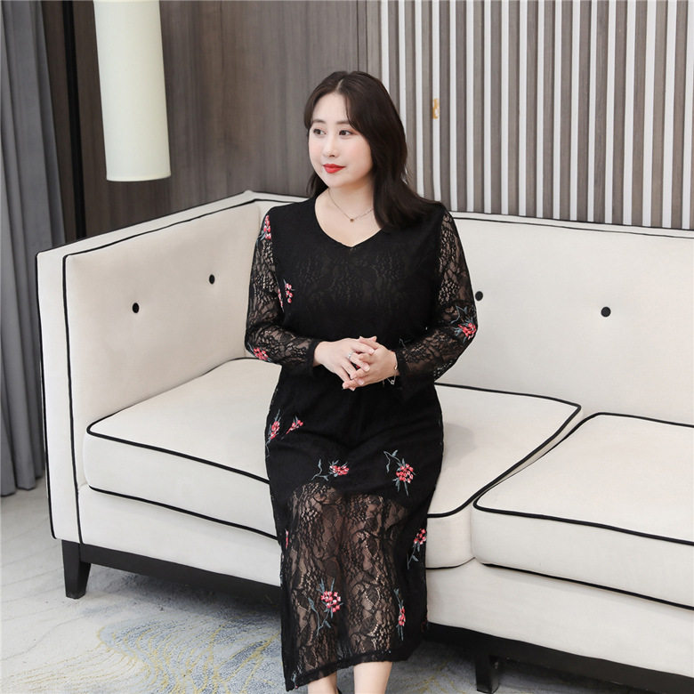 特大连衣裙连衣过膝高端长裙码女蕾丝时尚妈妈大码女装