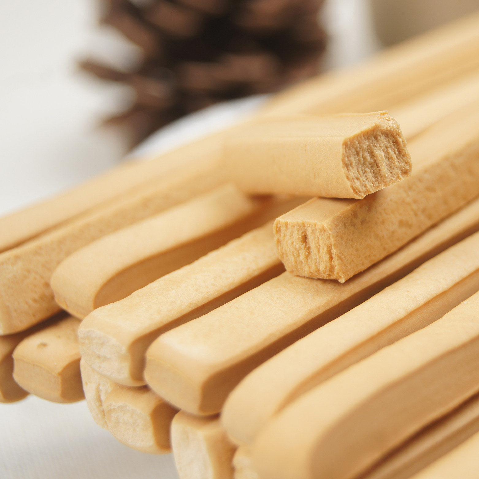 磨牙希点牛奶饼干长条小孩可以吃零食大人硬扛酥性饼干