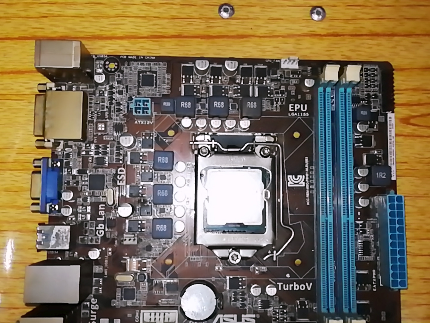 asus/华硕 p8h61-m le/usb3 i5 2300 四核 cpu 套装