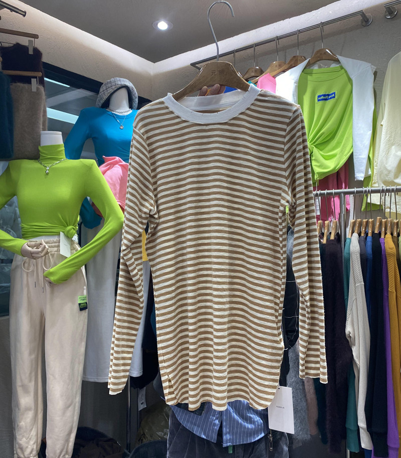 元熙秋冬2020新款女装宽松显瘦长袖条纹t恤中长款保暖打底衫磨破