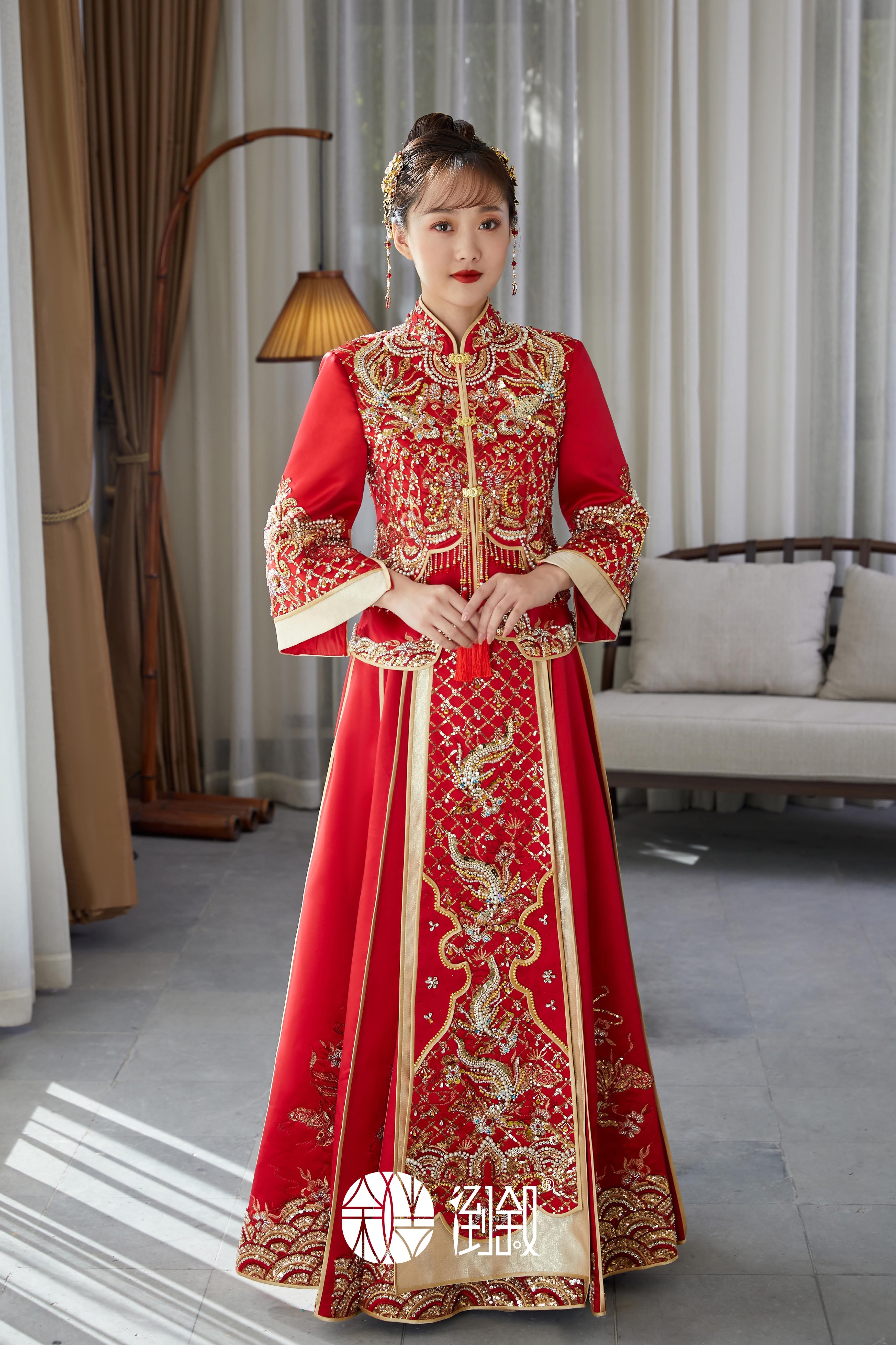 出租倒叙同款中式婚礼秀禾外套明制女2021年新款旗袍