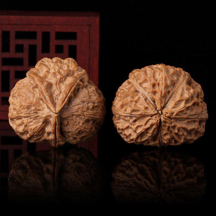 云南野铁核桃异型三棱生命之源佛肚厚壳文玩金蟾蛤蟆头盘手捻把件