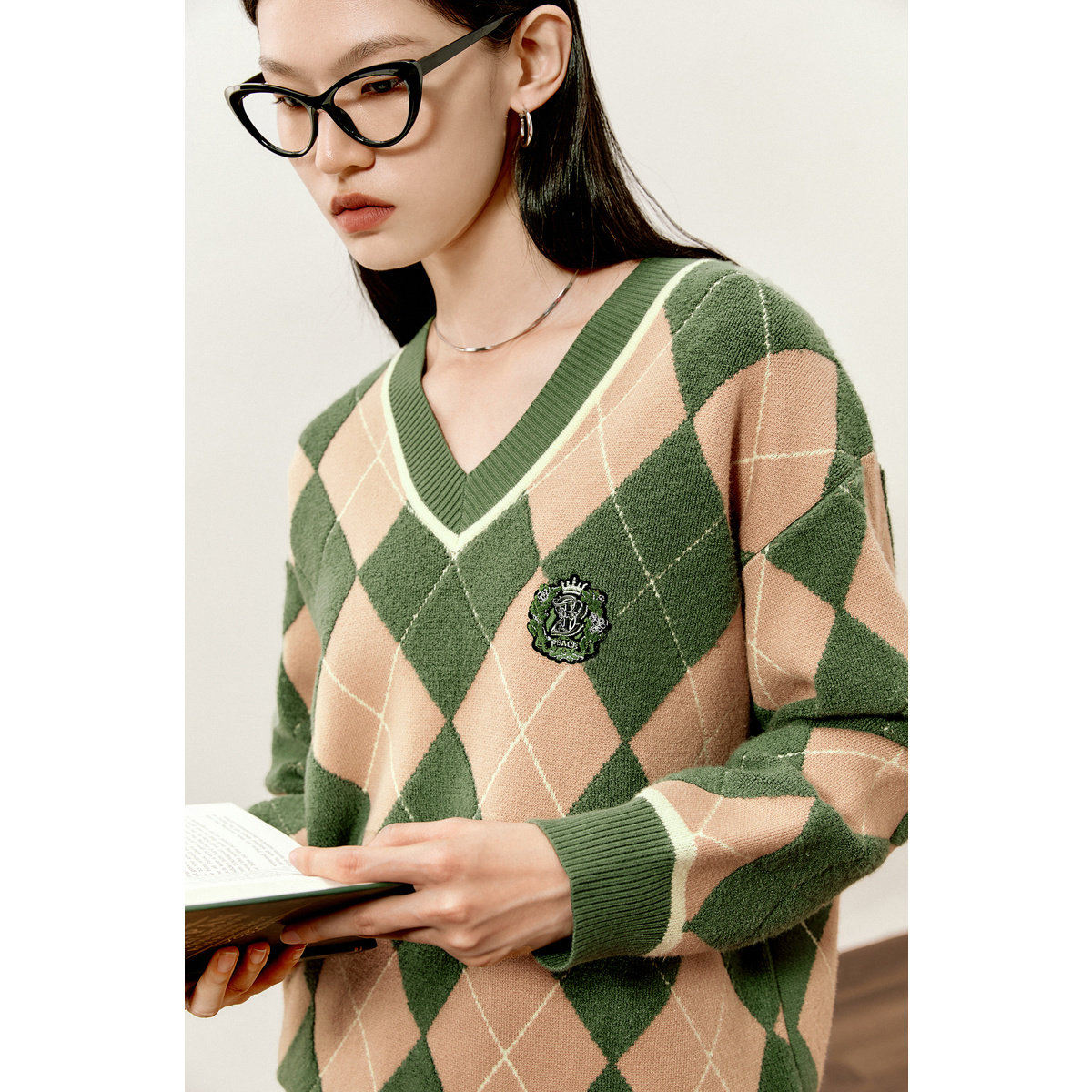 太平鸟秋冬针织衫加厚套衫新款2022学院毛衣菱形毛衣