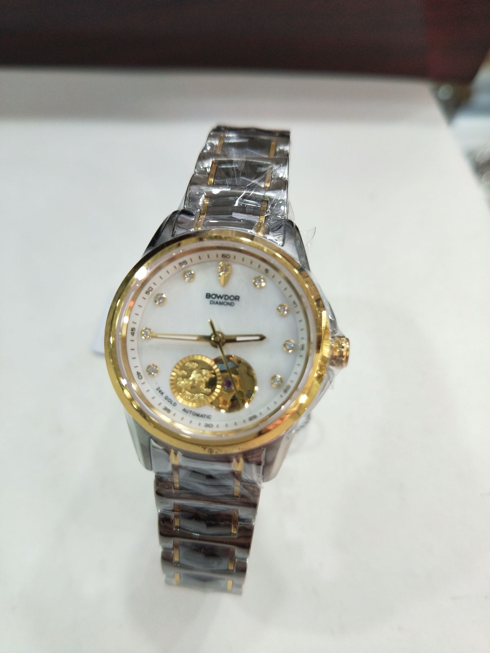 新款宝舵手表女真情侣镂空男士商务24k金表国产腕表