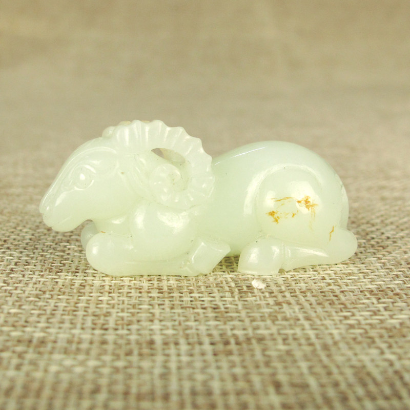 天然白玉生肖羊吊坠挂件和田玉羊属相玉坠项链颈饰