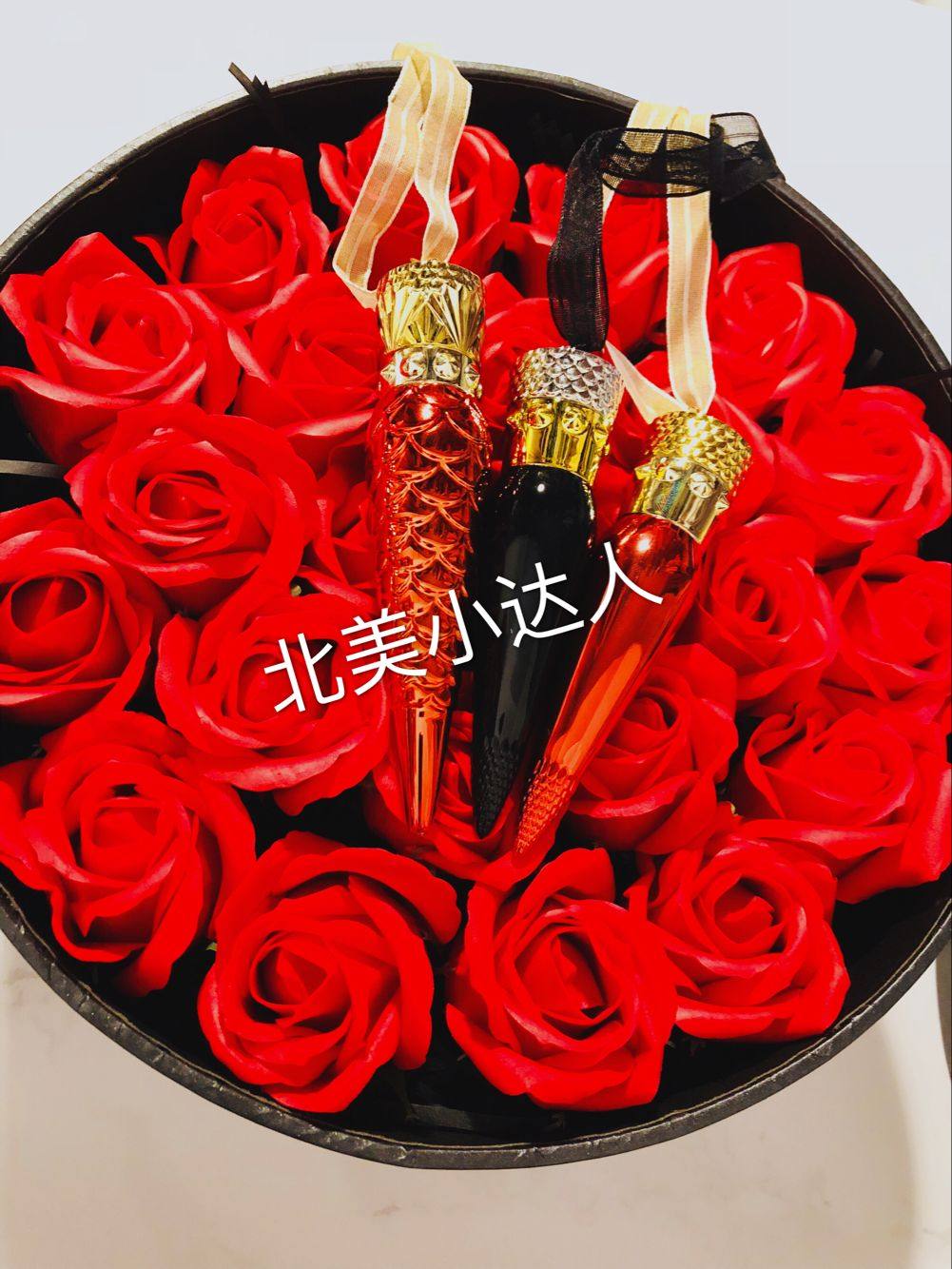 现货秒发christian louboutin萝卜丁口红cl女王权杖唇膏刻字001m