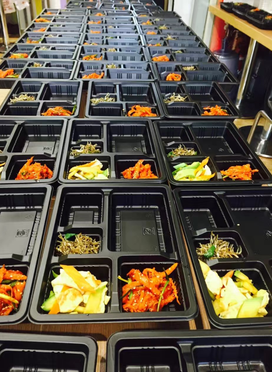 餐盒高档五格一次性加厚加深便当塑料外卖套餐一次性餐盒