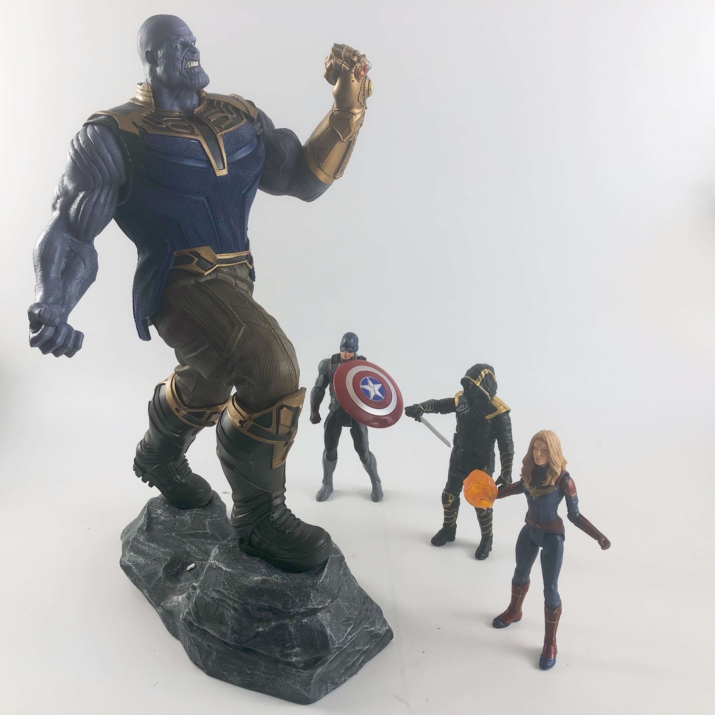 正版marvel漫威复仇者联盟无限战争灭霸厘米岩石手办