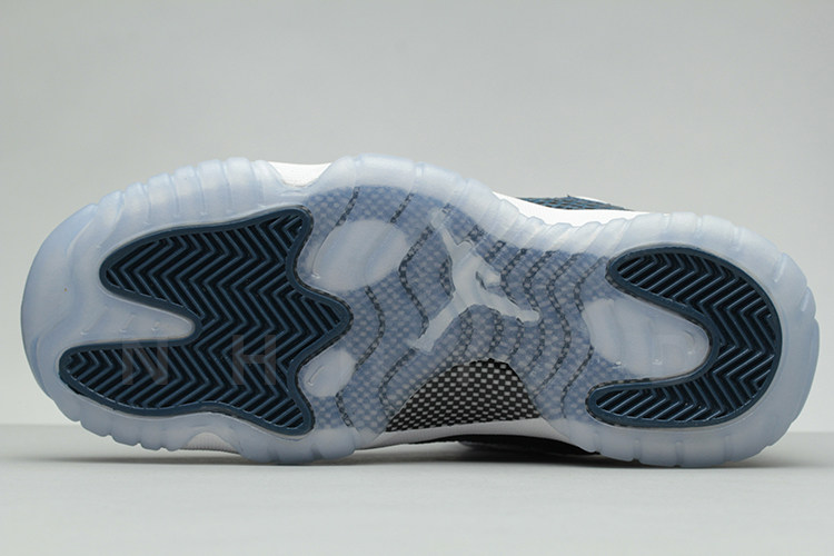 哄哄airjordanlowaj11蓝蛇爆裂cd6847cd6846102篮球鞋