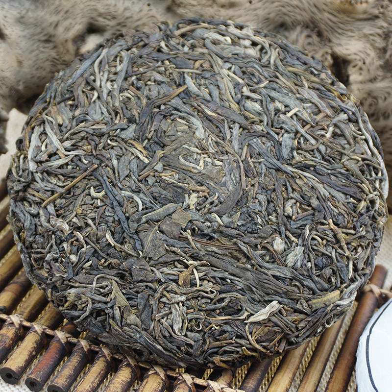 云南普洱茶普洱古树紫茶台地茶者为上紫臻合作社普洱