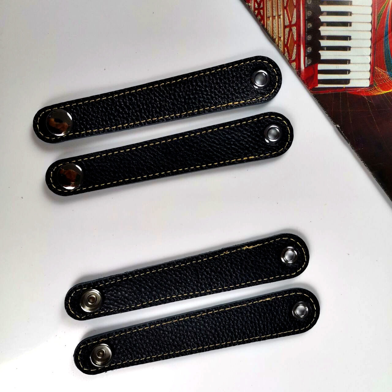 手风琴双面牛皮风箱扣带搭扣贝司耳带耳扣通用款其它乐器配件