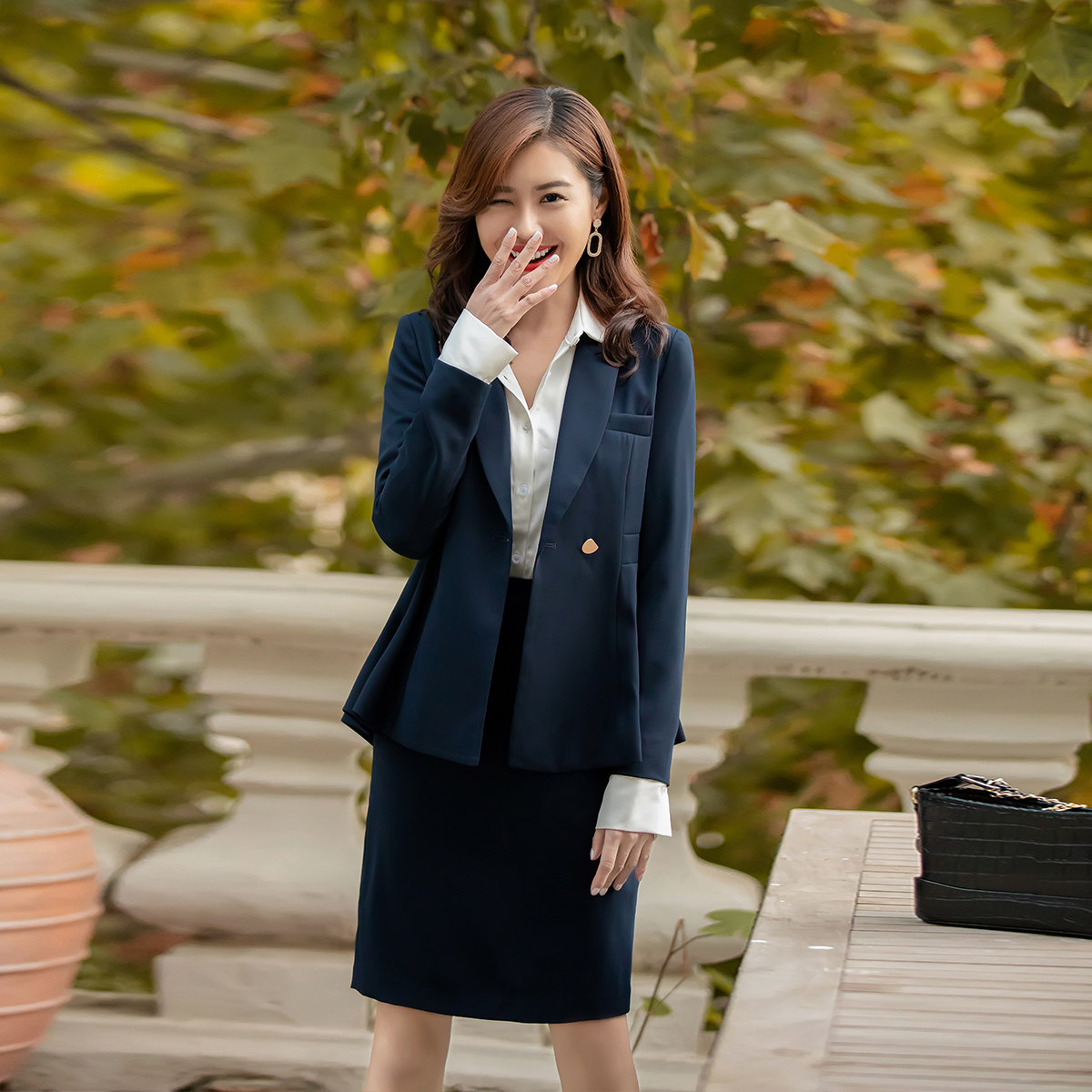 曹婷婷同款 严谨而精致商务风 职业装气质女神范主持人套装女气质