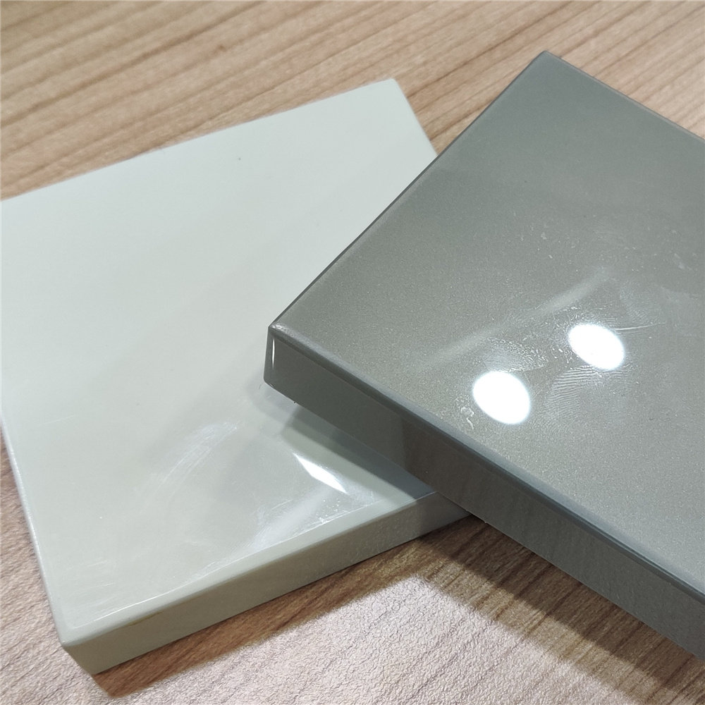 华立11004lg亚克力pet肤感哑光欧松无缝3d封边三聚氰胺板