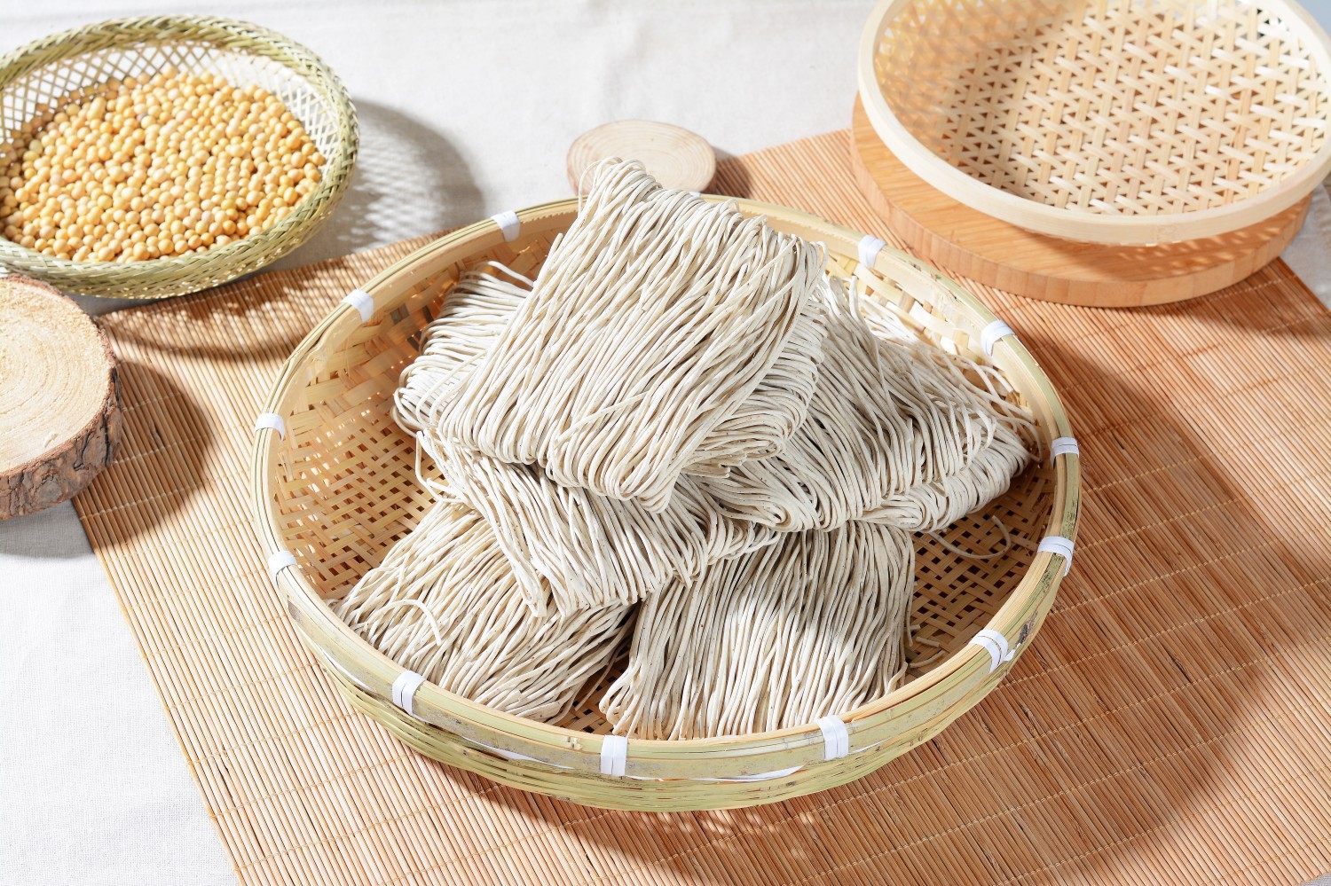 金谷石缝生藏血麦面条和尚头小小麦营养健康无添加面条