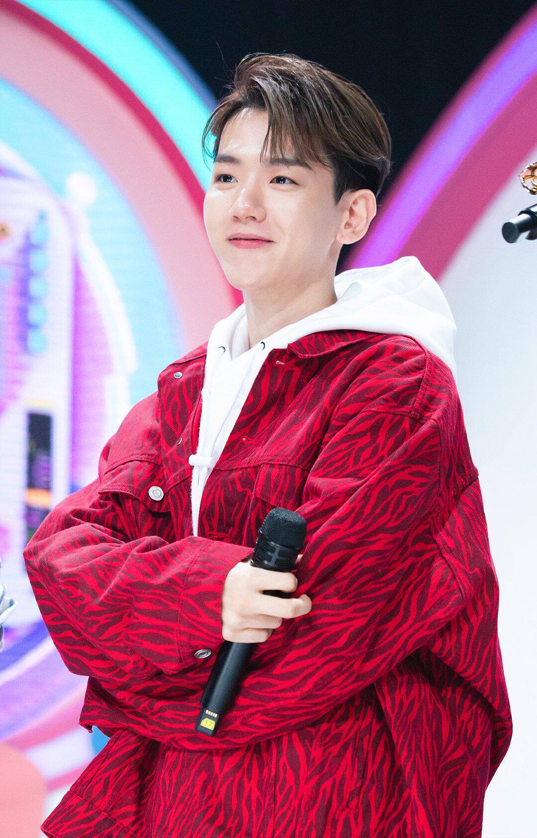 边伯贤candy人气歌谣同款红色宽松牛仔外套男休闲情侣夹克牛仔衣